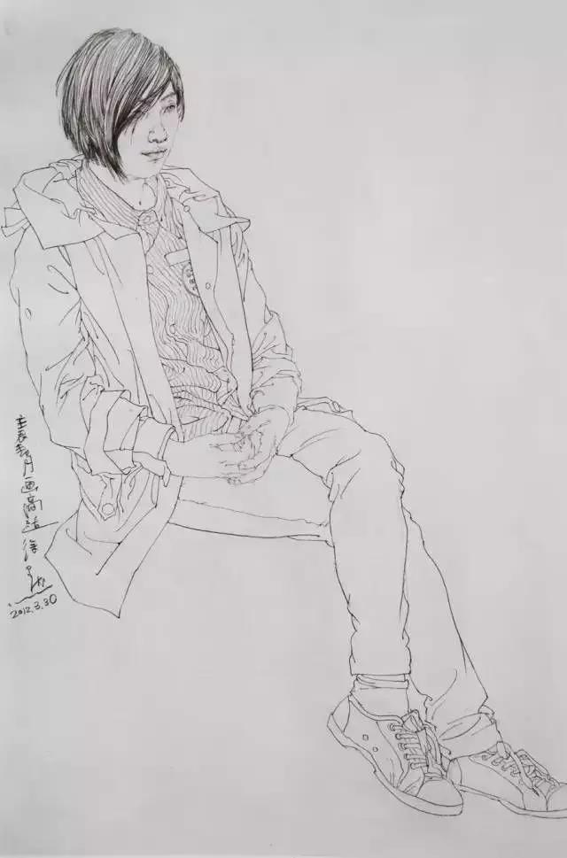 1575016642642194.jpg 中国美术学院徐默教授在永利集团进行人物线描